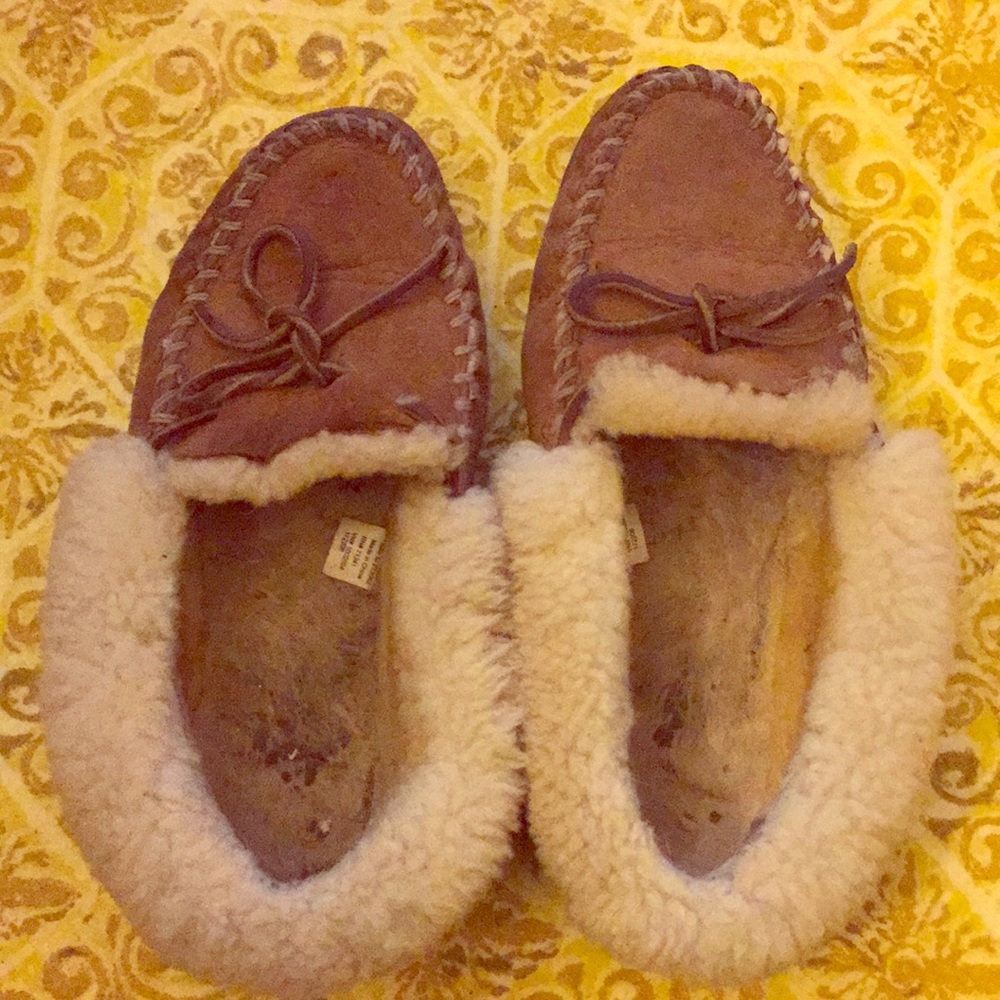LL BEAN SLIPPERS